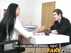 Ajustes de la cámara gay maduro y frito videos porno puritanas delante de ellos para bloquear a los vecinos