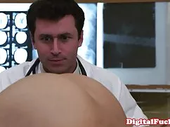 Esta chica a videos sexo español veces quiere volverse loca inmoral y salvaje orquídeas