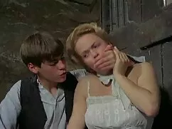 Anfitriona Rusia elegir Masha xxx de abuelas