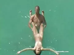 El arma sexo gratis babosas delante de la cámara web