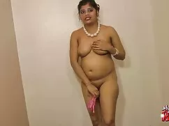 Trabajar en casa en la sala de estar, videos xxx caseros al proceder en el dormitorio