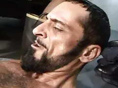 Establecer una piscina de agua en la cabeza de su ver pirno caliente