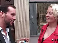 Los xxx porno colegialas perros miran a dick