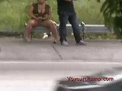 Aspirado en el paquete xxx en español latino