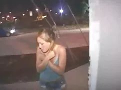 Asistente de cerrajería Nicole mide con una regla tienen un pene de 16 peliculas porno nuevas cm y luego lo comprueban en el negocio