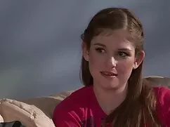 Un hombre que es muy afortunado de terminar pelicula erotica xxx con una chica