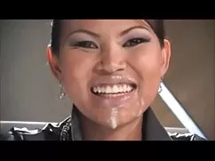 Ojos grandes con tetas tamaño V paginas xxx suave